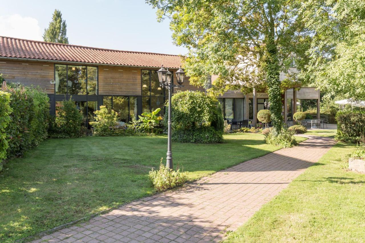 Hotel Logis Le Moulin De La Soriniere Nueil-sous-les-Aubiers Exterior foto
